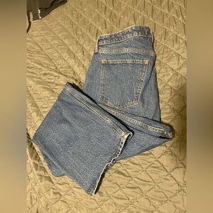 A&F 90’s Relaxed Hight Rise Curve Love Jean